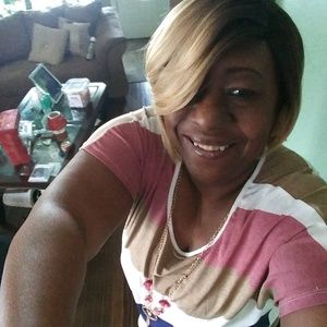 Meet your Posher, Phyllis